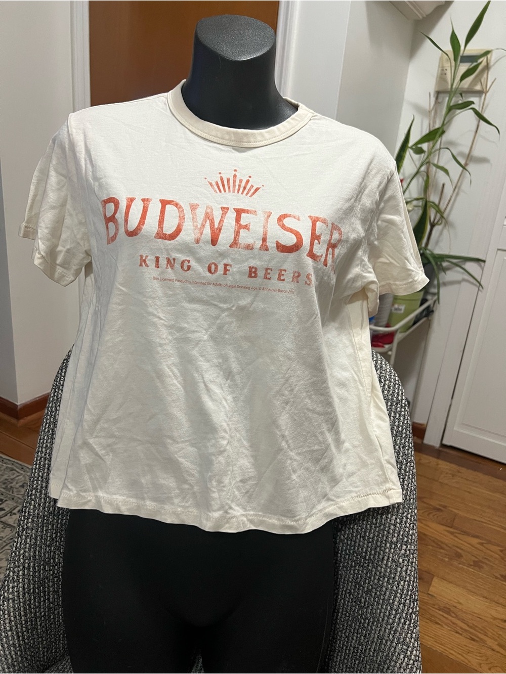 American Eagle Outfitters Cream Budweiser Graphic Tee - Short Sleeve